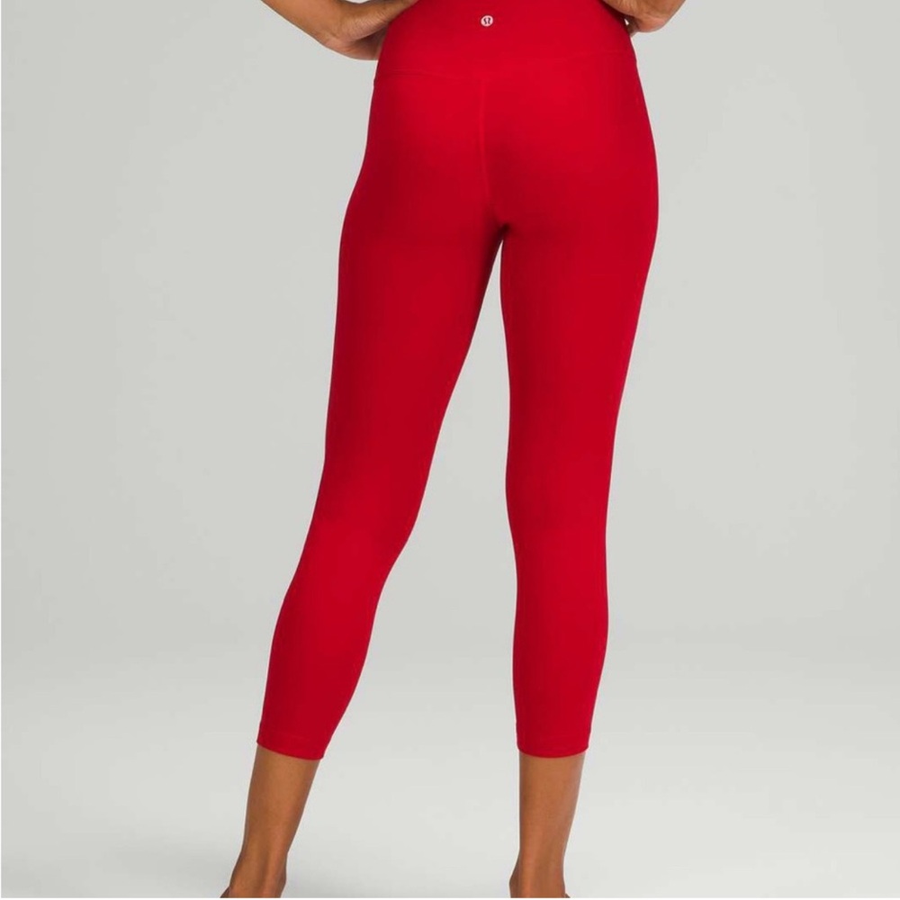 Lululemon Align HR Crop 23"
Lunar New Year Dark Red